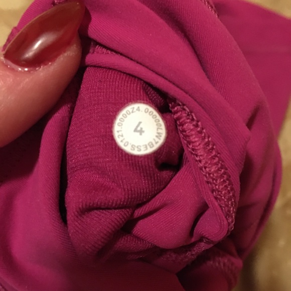 Lululemon Biker Shorts Pink/Purple/Magenta - Picture 2 of 4